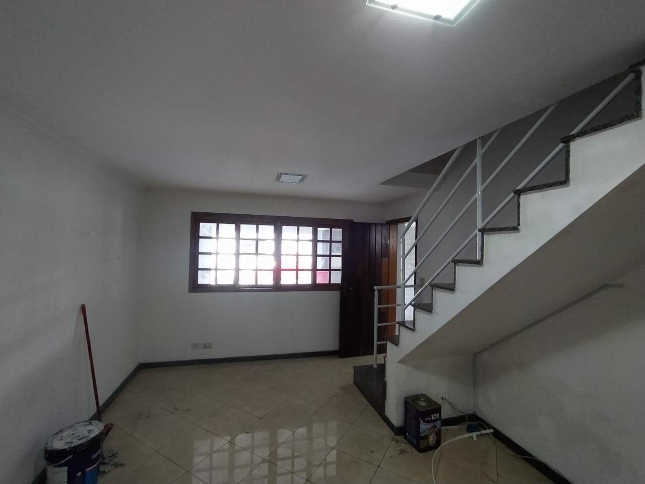 Casa à venda com 3 quartos, 250m² - Foto 4