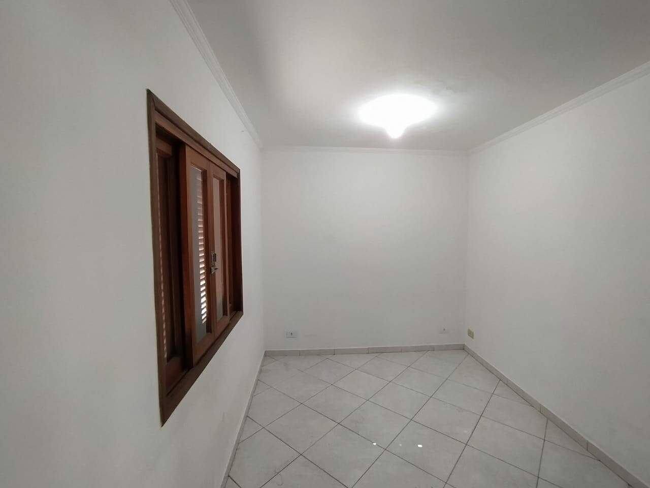 Casa à venda com 3 quartos, 250m² - Foto 14