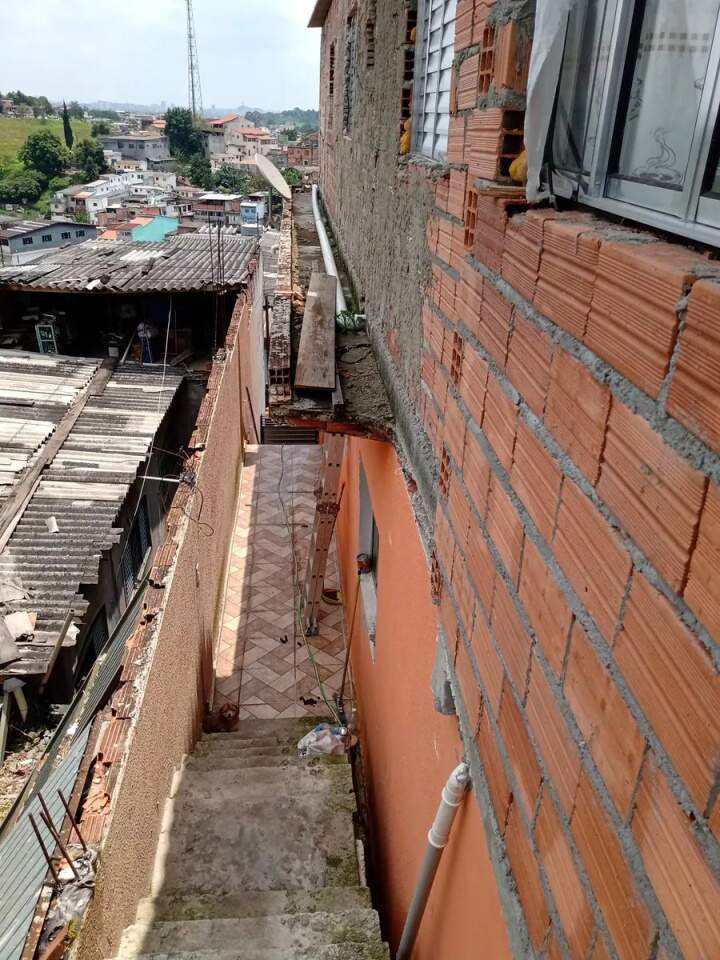 Casa à venda com 4 quartos, 200m² - Foto 10