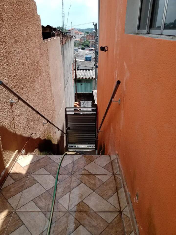 Casa à venda com 4 quartos, 200m² - Foto 11