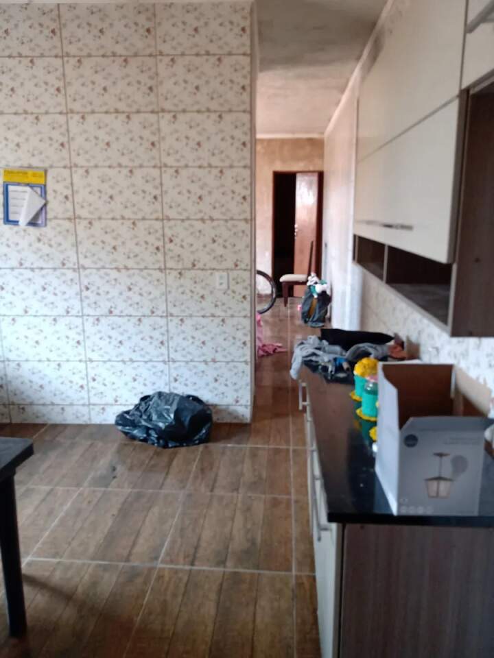 Casa à venda com 4 quartos, 200m² - Foto 13