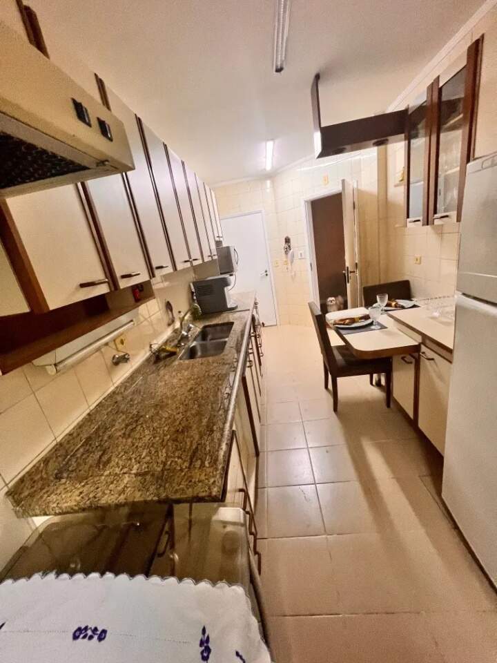 Apartamento à venda com 4 quartos, 134m² - Foto 11