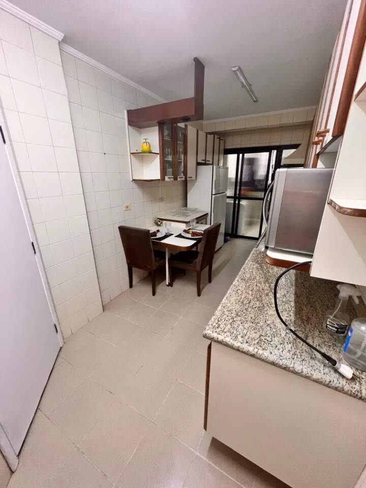 Apartamento à venda com 4 quartos, 134m² - Foto 13