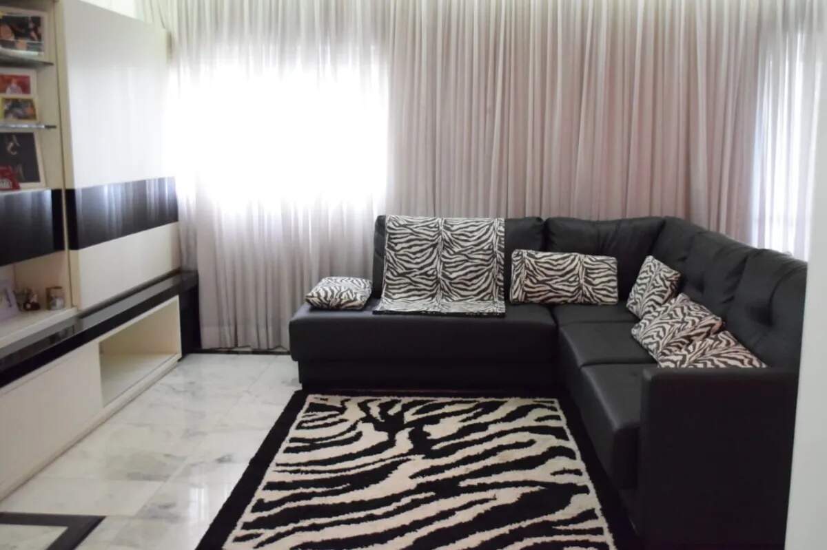 Apartamento à venda com 3 quartos, 180m² - Foto 4