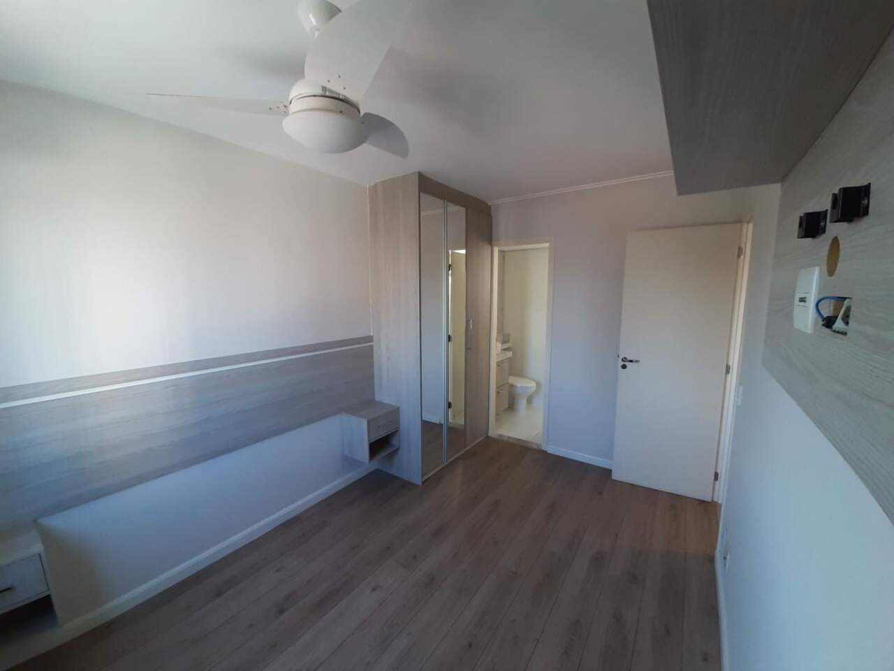 Apartamento à venda com 2 quartos, 55m² - Foto 24