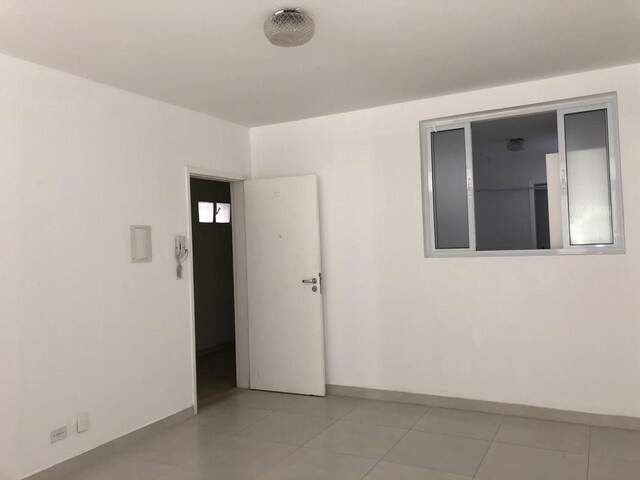 Apartamento à venda com 2 quartos, 67m² - Foto 1