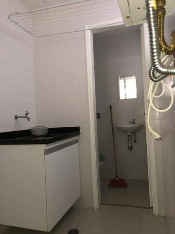 Apartamento à venda com 2 quartos, 67m² - Foto 11