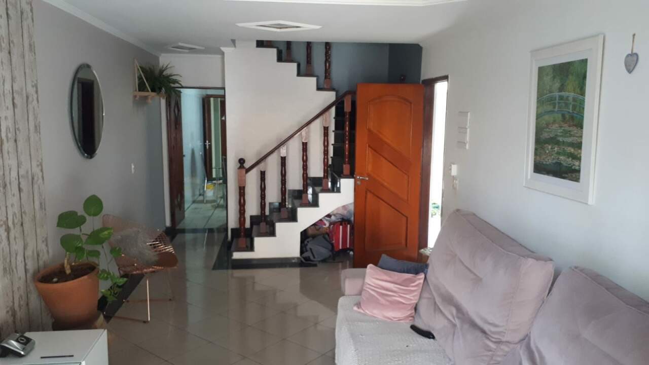 Sobrado à venda com 4 quartos, 192m² - Foto 2