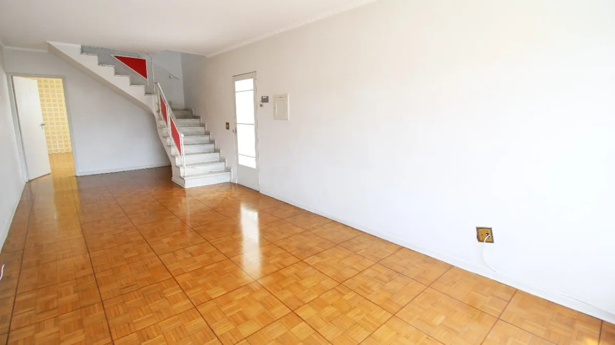 Sobrado à venda com 3 quartos, 157m² - Foto 2