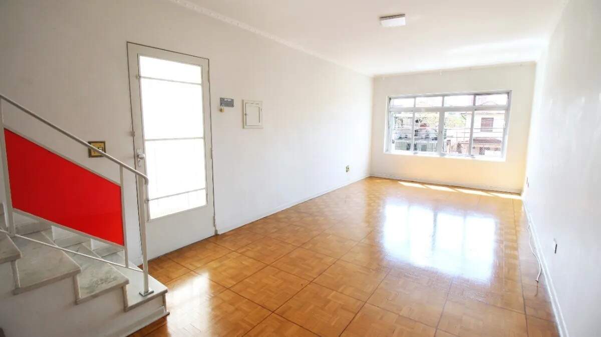 Sobrado à venda com 3 quartos, 157m² - Foto 1