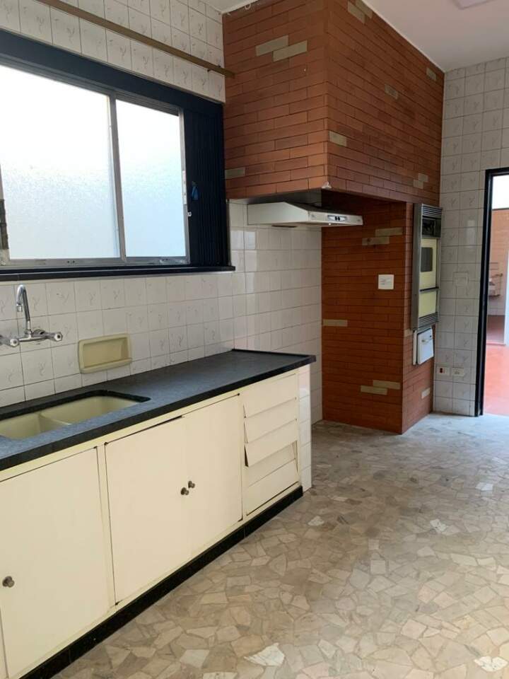 Casa à venda com 3 quartos, 231m² - Foto 12