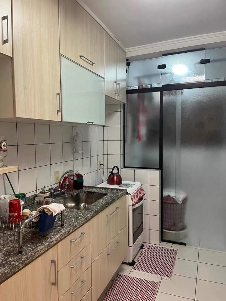 Apartamento à venda com 2 quartos, 64m² - Foto 17