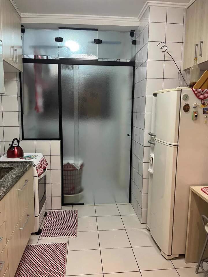 Apartamento à venda com 2 quartos, 64m² - Foto 19