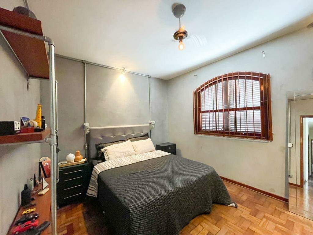 Casa à venda com 3 quartos, 142m² - Foto 9