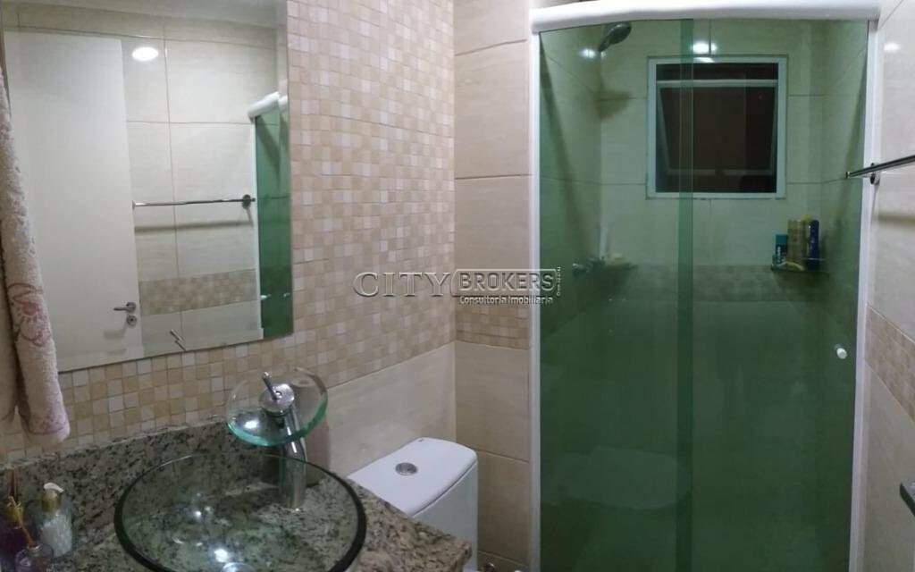 Apartamento à venda com 2 quartos, 47m² - Foto 2