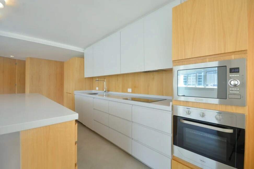 Apartamento à venda com 3 quartos, 177m² - Foto 6