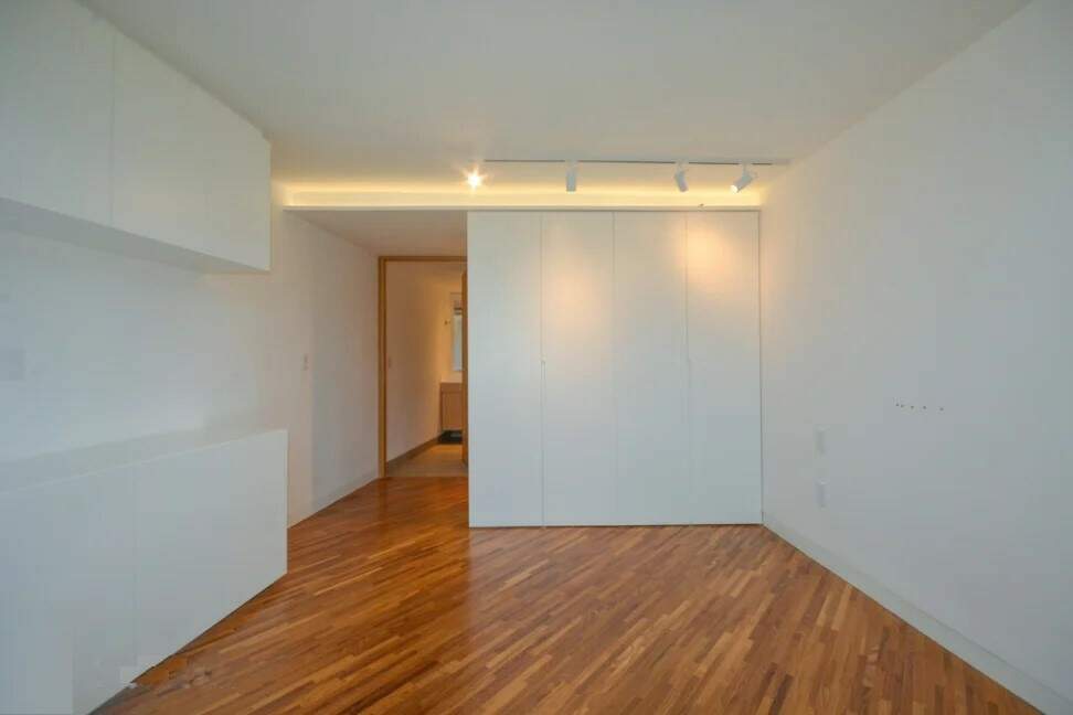 Apartamento à venda com 3 quartos, 177m² - Foto 11