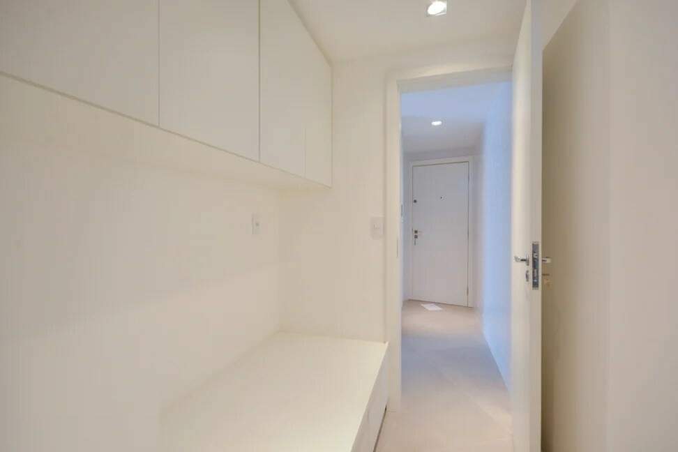 Apartamento à venda com 3 quartos, 177m² - Foto 18