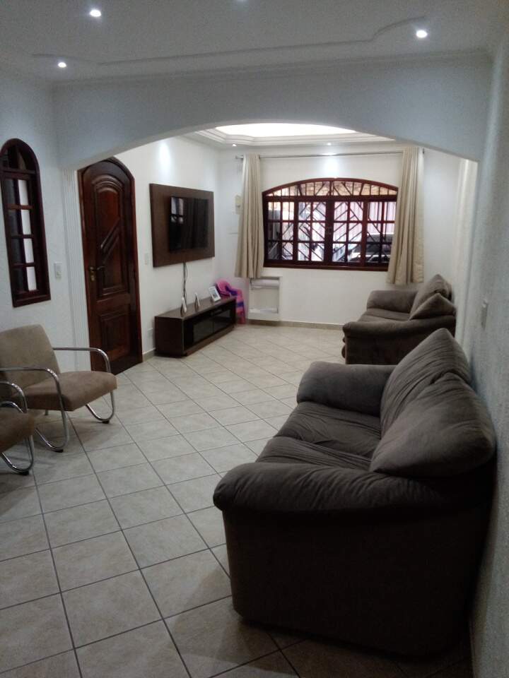 Sobrado à venda com 3 quartos, 214m² - Foto 1