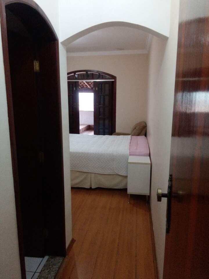 Sobrado à venda com 3 quartos, 214m² - Foto 17