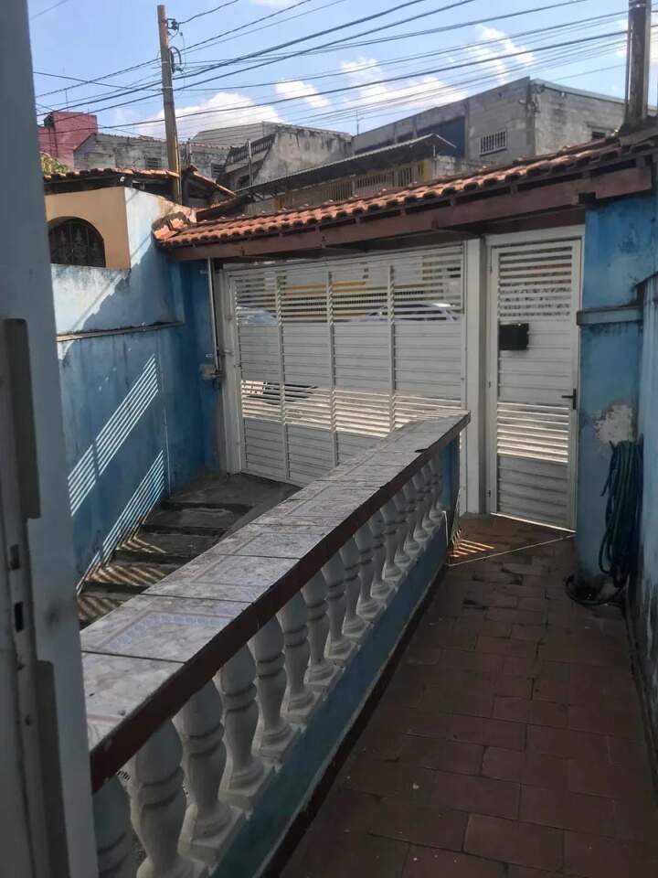 Sobrado à venda com 3 quartos, 185m² - Foto 2