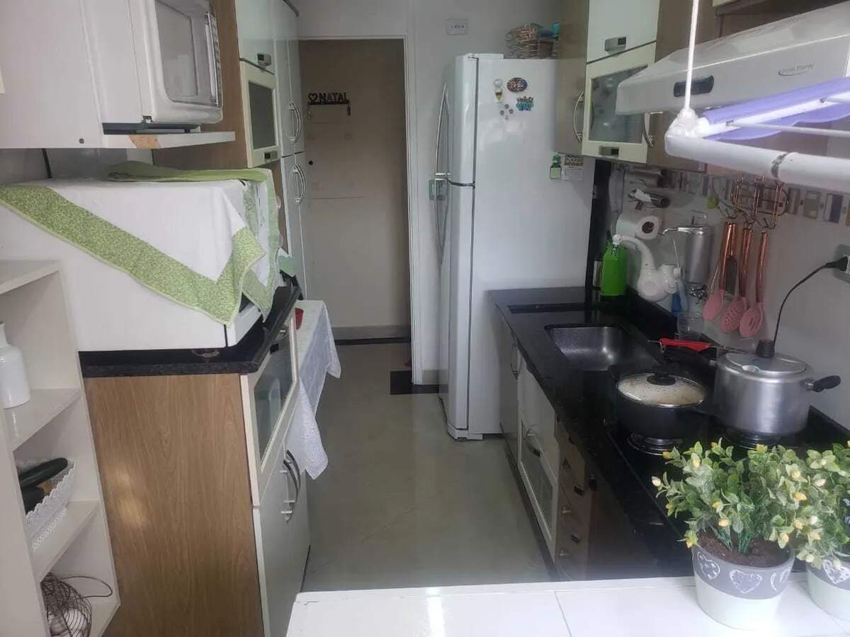 Apartamento à venda com 2 quartos, 52m² - Foto 11