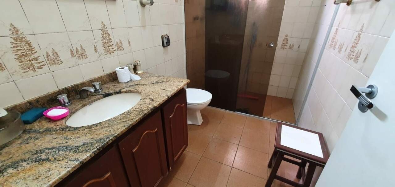 Casa à venda com 3 quartos, 331m² - Foto 25