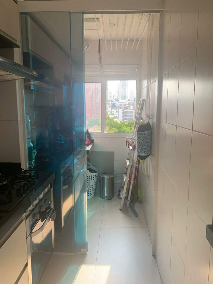 Apartamento à venda com 2 quartos, 70m² - Foto 17