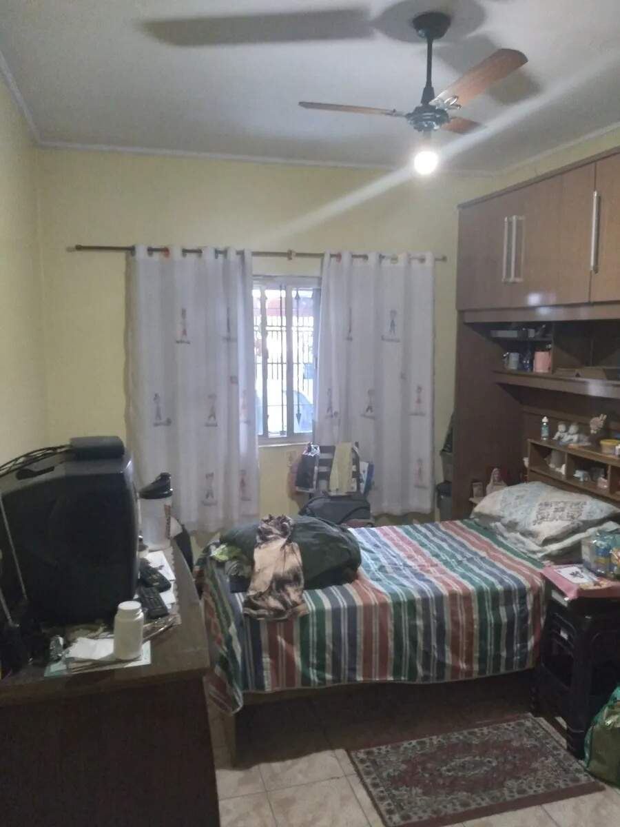 Casa à venda com 3 quartos, 150m² - Foto 2