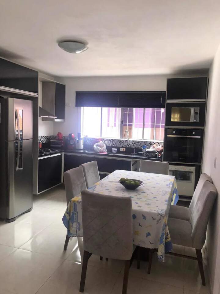 Sobrado à venda com 2 quartos, 115m² - Foto 4