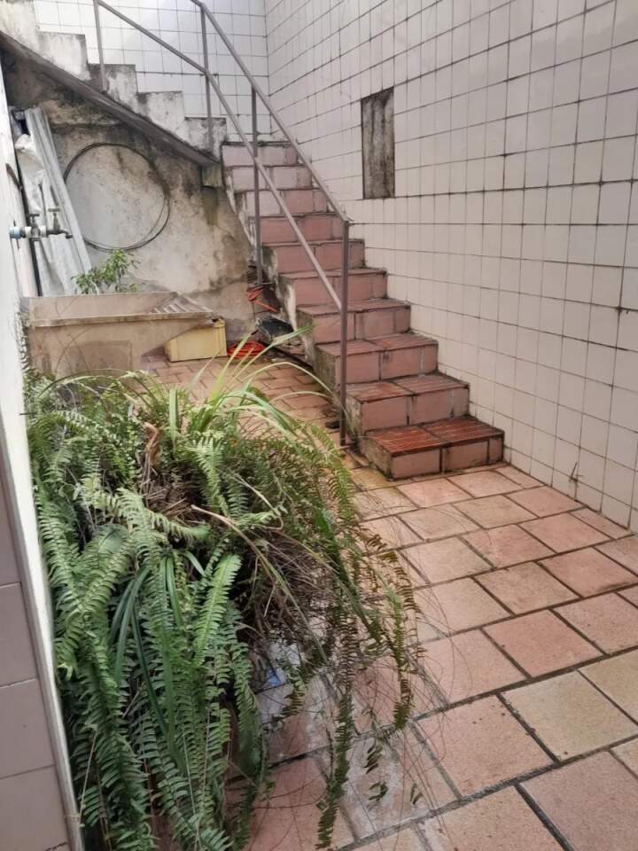 Sobrado à venda com 3 quartos, 100m² - Foto 1