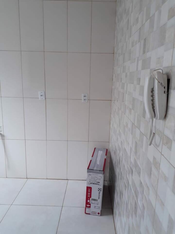 Apartamento à venda com 2 quartos, 42m² - Foto 1