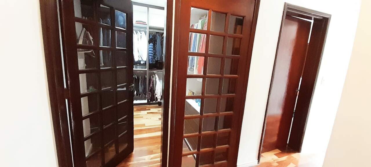 Casa à venda com 3 quartos, 280m² - Foto 15