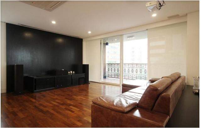 Apartamento à venda com 4 quartos, 330m² - Foto 1