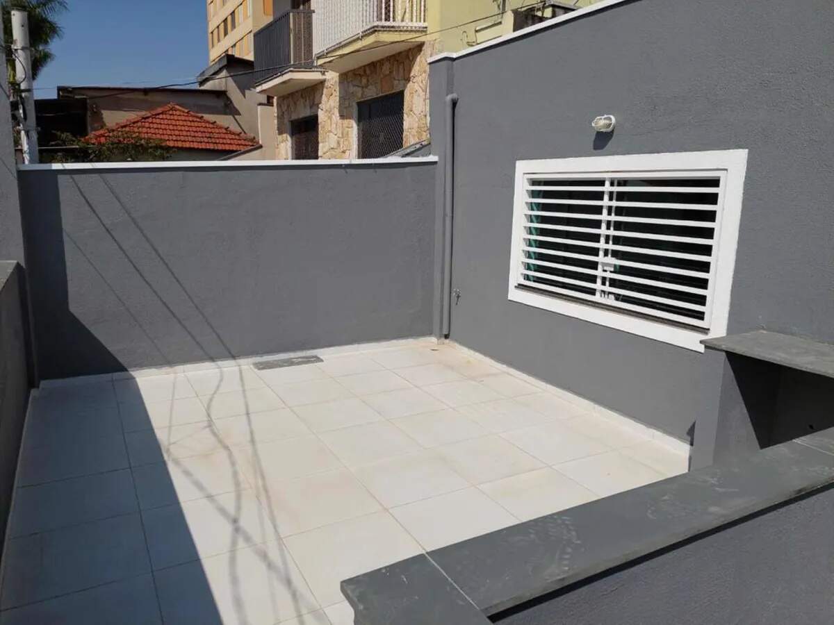 Sobrado à venda com 3 quartos, 140m² - Foto 2