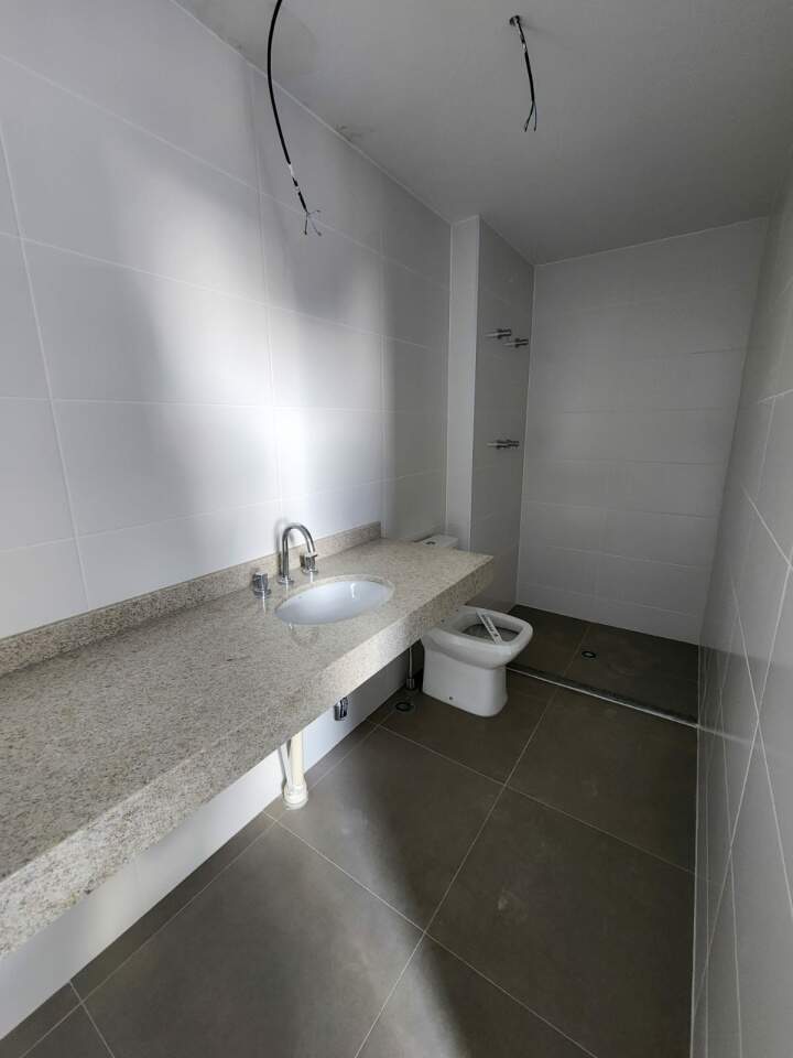 Apartamento à venda com 2 quartos, 66m² - Foto 14