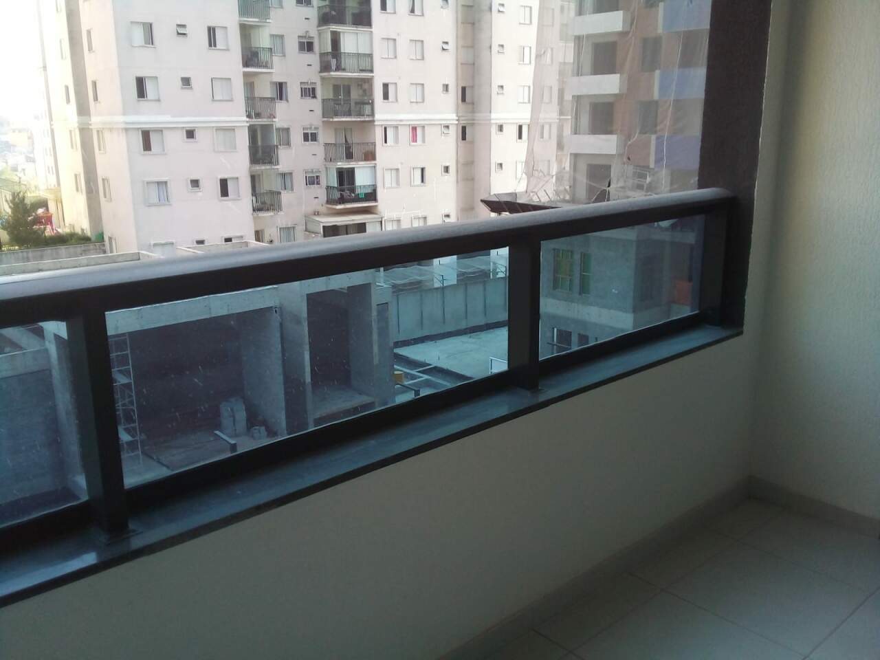 Apartamento à venda com 2 quartos, 70m² - Foto 3