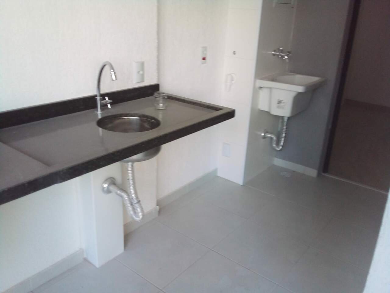 Apartamento à venda com 2 quartos, 70m² - Foto 8