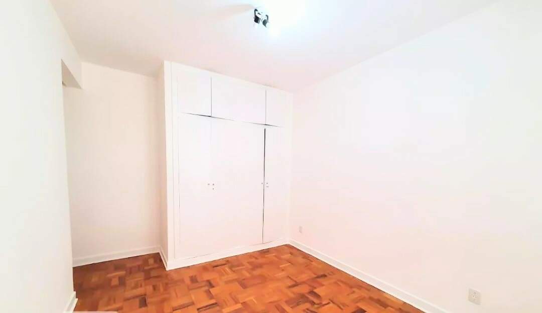 Apartamento à venda com 2 quartos, 60m² - Foto 4