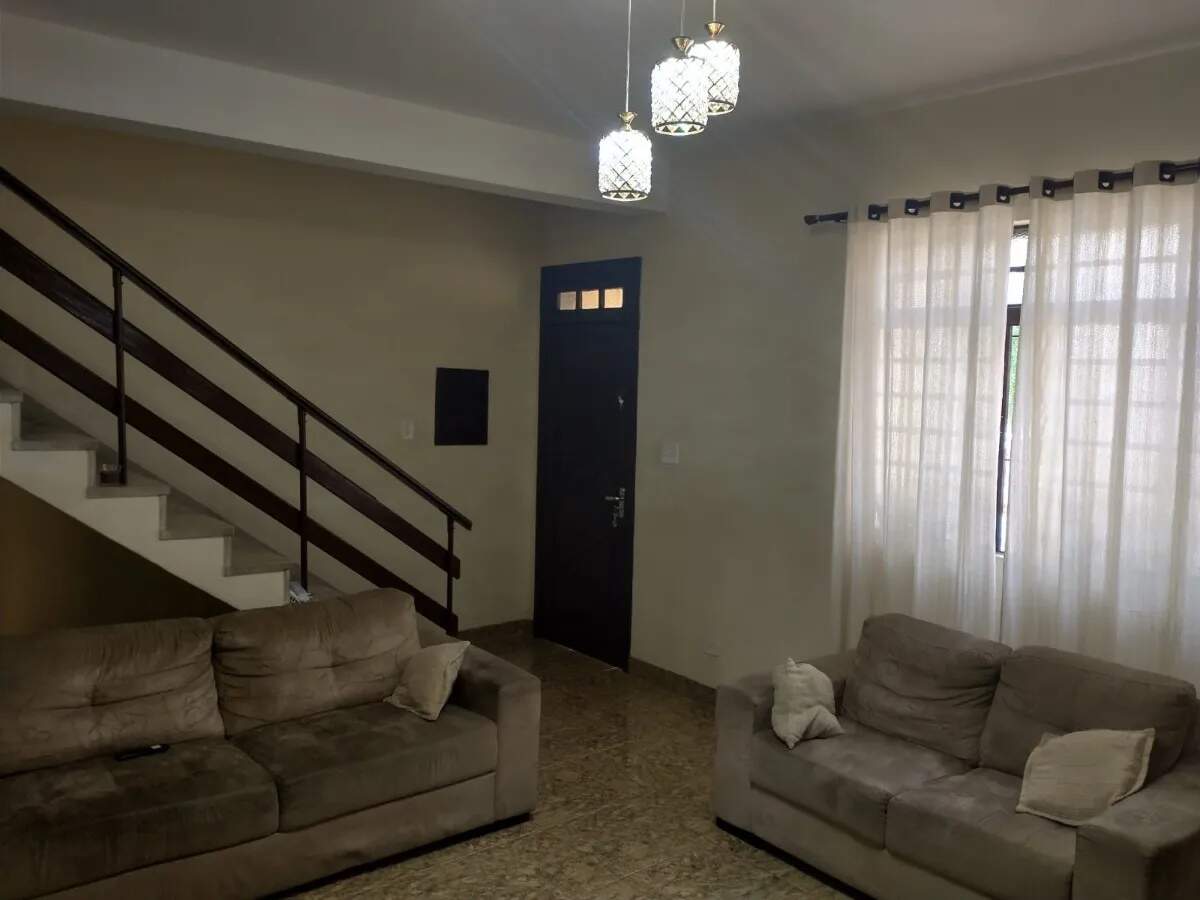 Sobrado à venda com 3 quartos, 118m² - Foto 1