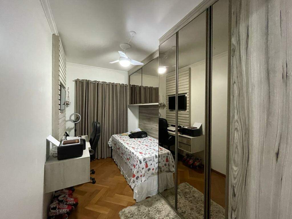 Casa à venda com 3 quartos, 200m² - Foto 6