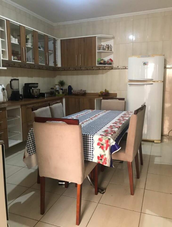 Casa à venda com 3 quartos, 203m² - Foto 17