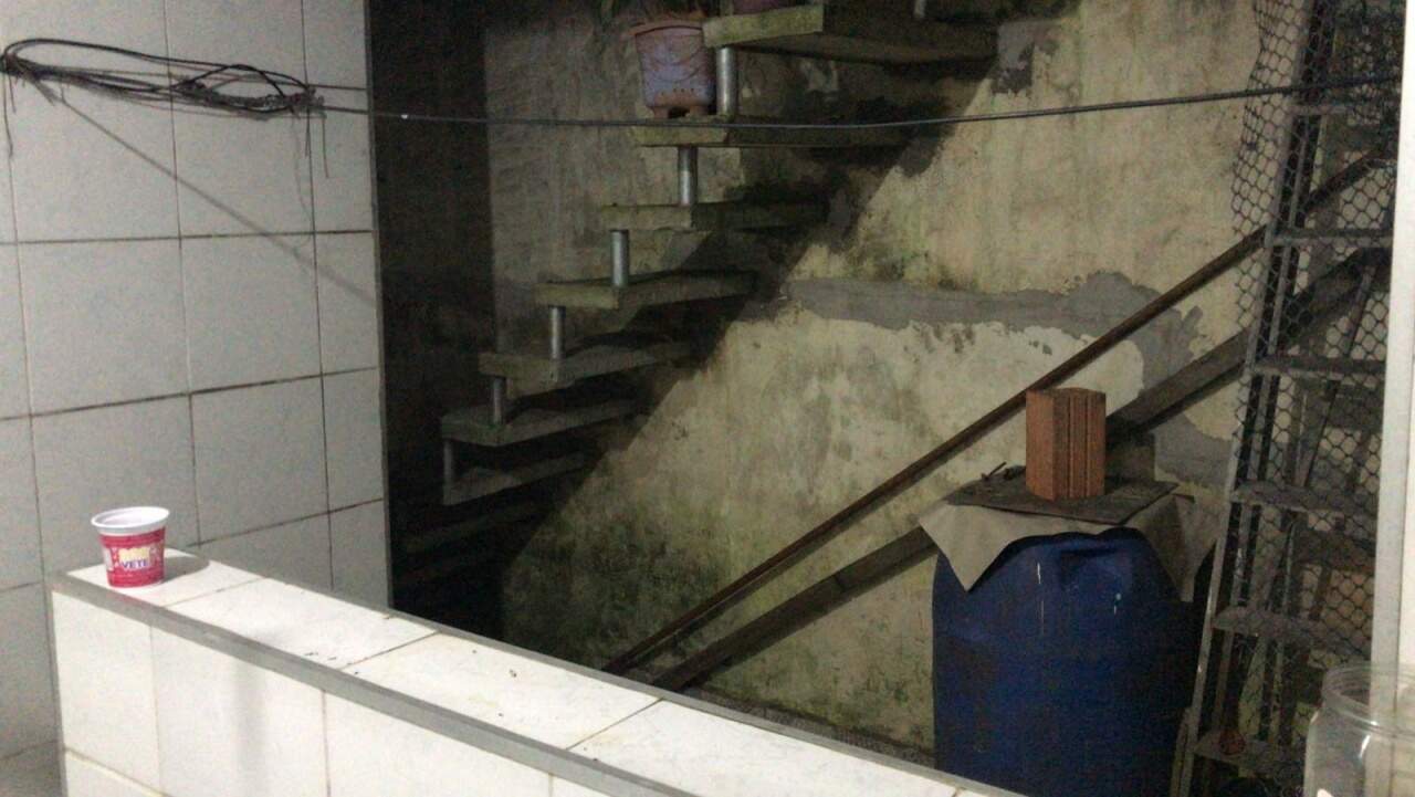 Sobrado à venda com 2 quartos, 180m² - Foto 9