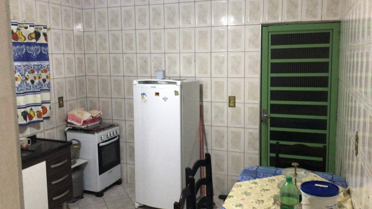 Sobrado à venda com 2 quartos, 180m² - Foto 17