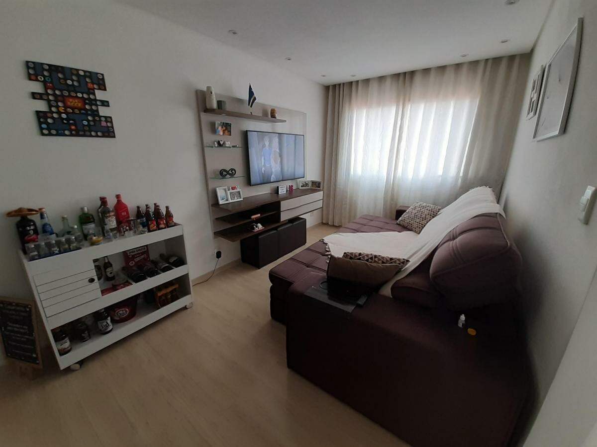 Apartamento à venda com 2 quartos, 58m² - Foto 2