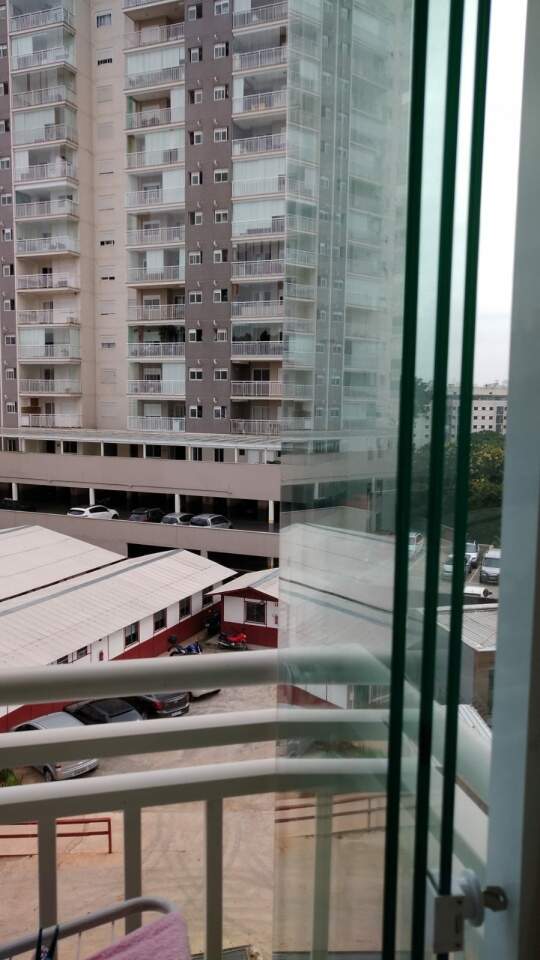 Apartamento à venda com 2 quartos, 60m² - Foto 2