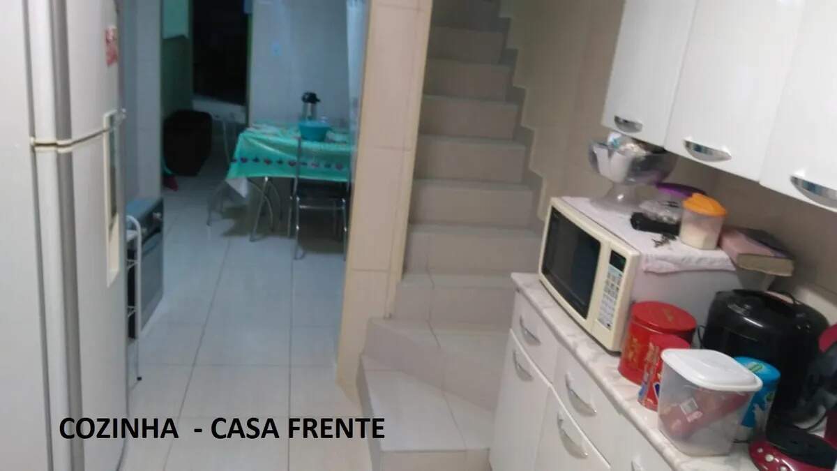 Casa à venda com 5 quartos, 150m² - Foto 1