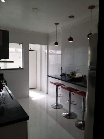 Apartamento à venda com 2 quartos, 75m² - Foto 3