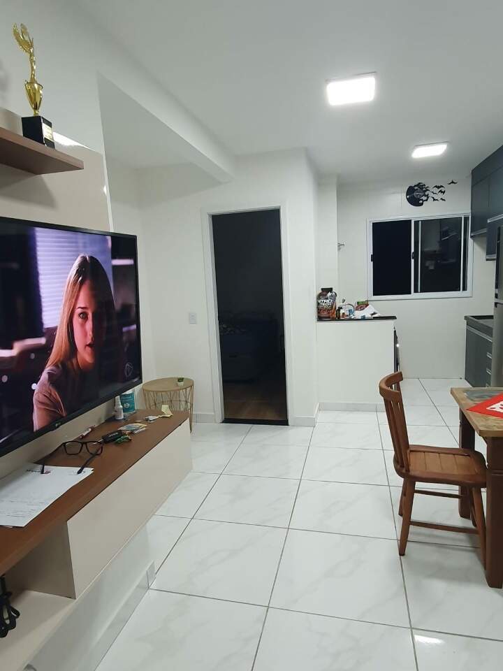 Apartamento à venda com 2 quartos, 42m² - Foto 3