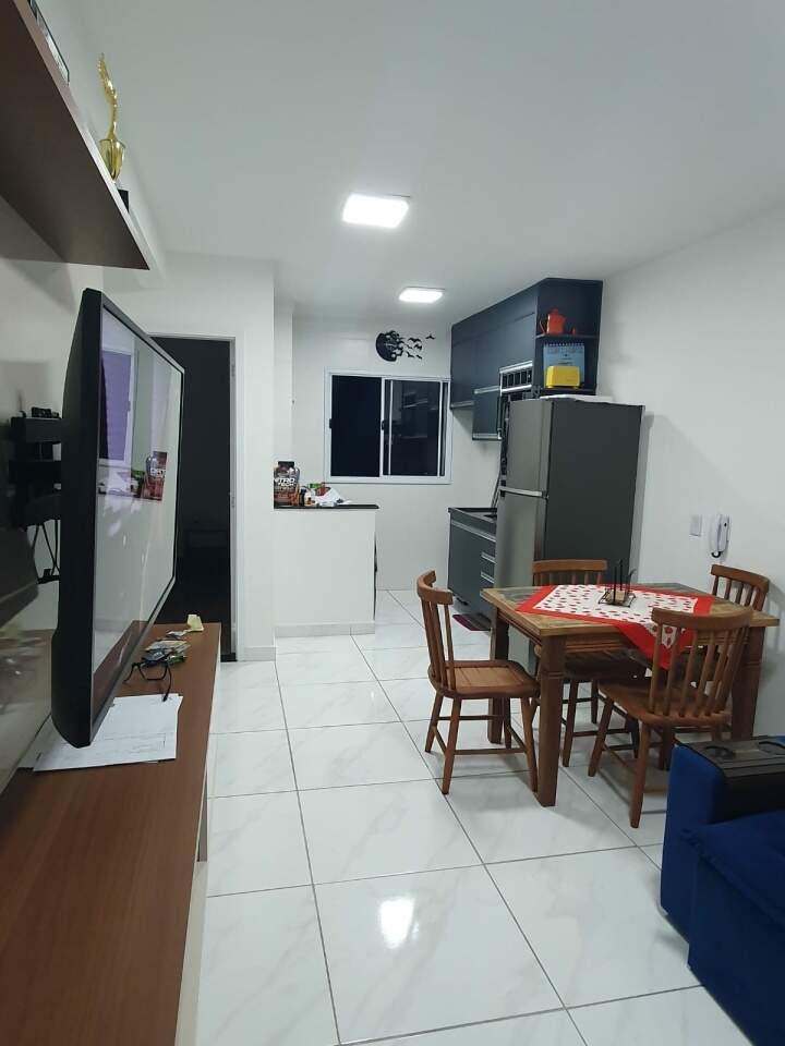 Apartamento à venda com 2 quartos, 42m² - Foto 4